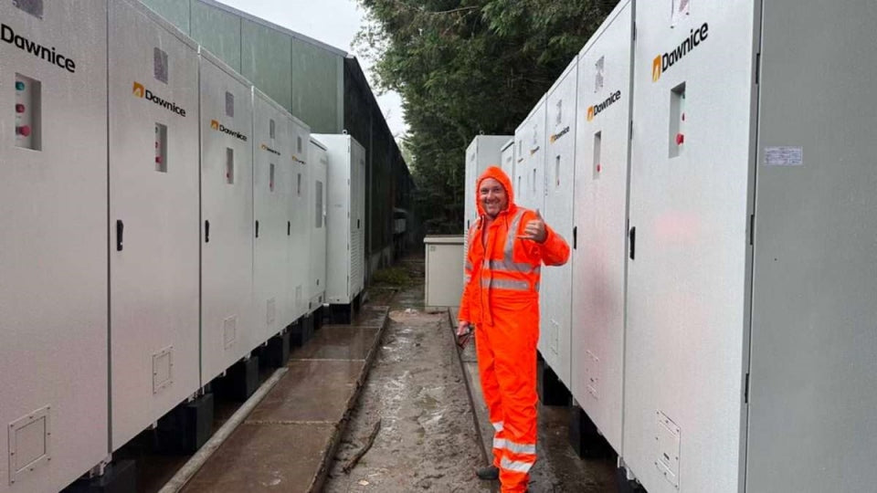 2MWh Industrial & Commercial Energy Storage — Dawnice Powers Dutch Industry